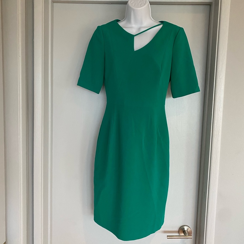 Black Halo Jackie O style short sleeve dress, green, sz 2  great condition rare